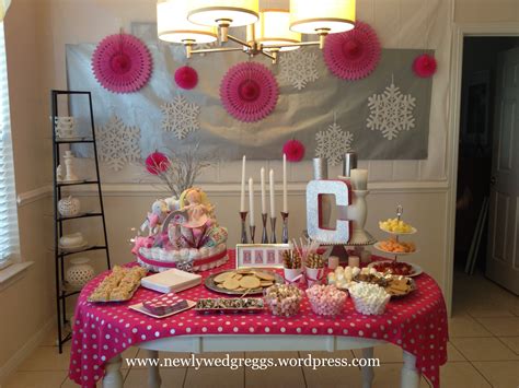 If you can't make something decorative entirely out of diapers for a baby shower then when else can you? "Baby It's Cold Outside" Baby Shower | Newlywed Greggs