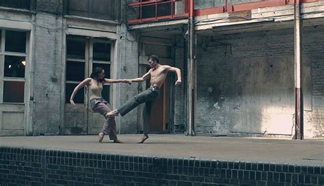 Edifice Dance Theatre Is Seeking Dancers With Excellent Partnering