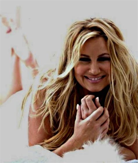 Jennifer Coolidge Nude Pictures Which Make Her The Show Stopper