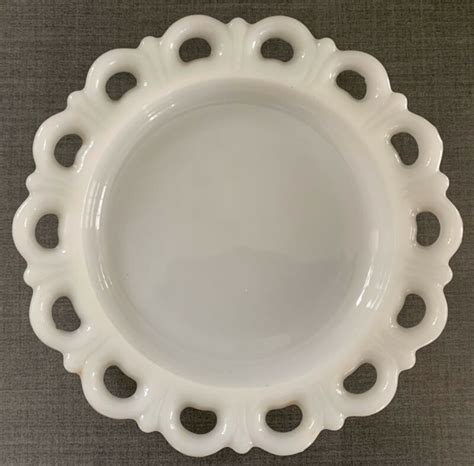 Vintage Anchor Hocking Milk Glass Scalloped Edge Lace 825 Plate