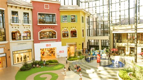 Evia Lifestyle Center Is Weekend Secret Of South Of Manila
