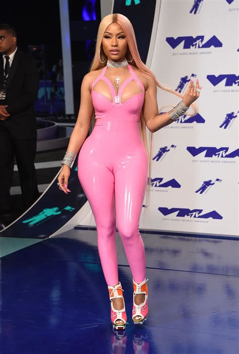 Nicki Minaj Pink Latex Camel Toe Aic Scrolller