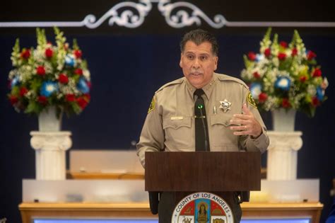 Robert Luna Officially Assumes La County Sheriff’s Duties Daily News