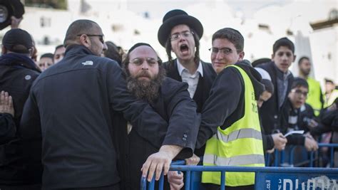Hundreds Of Orthodox Protesters Try To Block Women Of The Wall Service