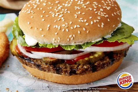 Whopper face buscaba demostrar el concepto de marca de burger king have it your way. Burger King Jepang Luncurkan Whopper dengan Patty Tanpa ...
