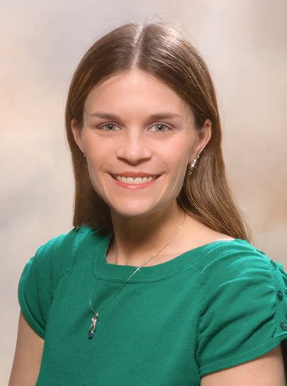 Dr Megan Akins Joins Hmg Primary Care In Kingsport Holston Medical Group
