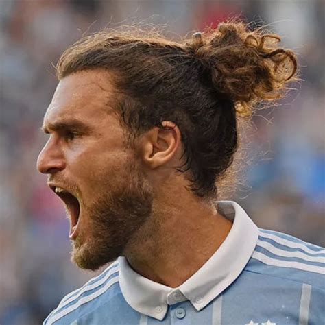 70 Best Football Players Haircuts Soccer Hairstyles For