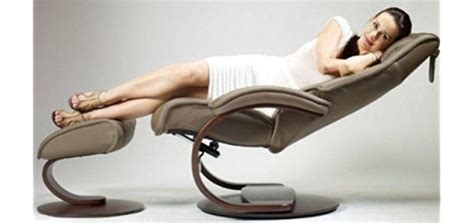 If you already suffer from back pain, it's important to understand that long hours in a chair compress the discs in your lower back, which eventually begin to wear down and. The Best Ergonomic Recliners - Recliner Time