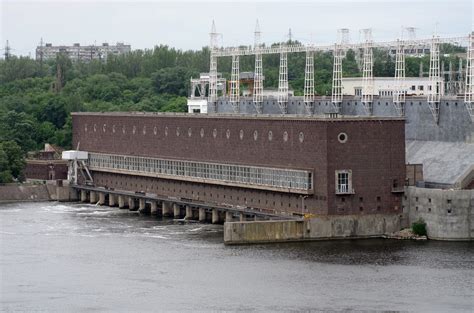 Україна) е държава в източна европа.тя граничи с черно море и азовско море на югоизток, с русия на изток, с беларус на север, с полша, словакия и унгария на запад, с румъния и молдова на юг и югозапад. Zdjęcia: Zaporoże, Południowa Ukraina, Lata trzydzieste ...