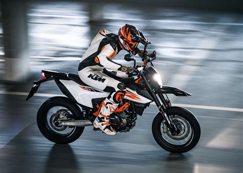 Vídeos, precios de motos ktm, fotos y catálogo de precios. Supermoto
