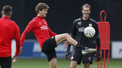 Гасперини джан пьеро главный тренер. Lammers verruilt PSV voor Atalanta Bergamo | NOS