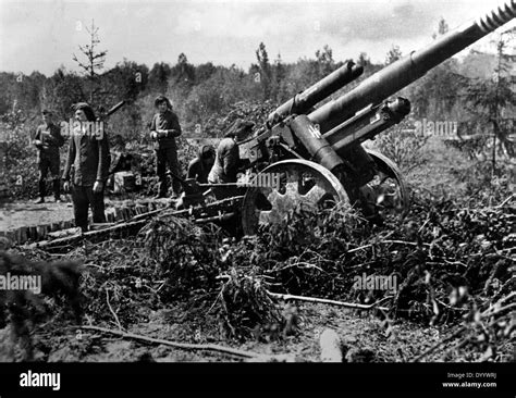 German Artillery 1939 1945 Stock Photos And German Artillery 1939 1945