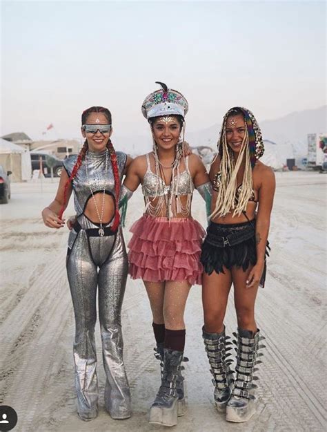 Burning Man Festival Outfit Ideas Pin By The Dollar Carnival On Air St¥£€ 2 Yulisukanih