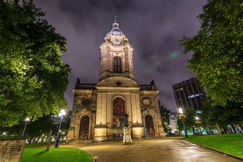 St Philip S Cathedral In Birmingham One Of Birmingham S Most Historic Buildings Go Guides