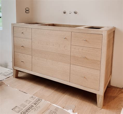 Quartersawn White Oak Vanity By Mdm Design Studio White Oak Oak Vanity