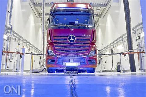 Daimler Und Volvo Entwickeln Brennstoffzellen F R Lkw Ostfriesische