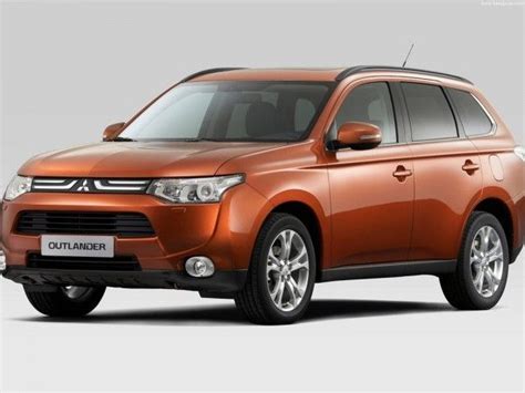In conjunction with cars.com's 2013 midsize suv challenge, reviewers aaron bragman and joe bruzek run through a list of features buyers should look for in. 2013-mitsubishi-outlander | Best compact suv, Best midsize ...