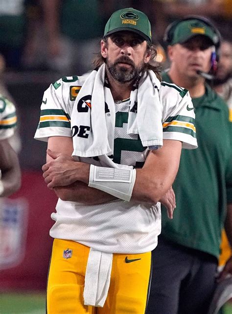 Aaron Rodgers Green Bay Packers Fined Amid Covid 19 Controversy