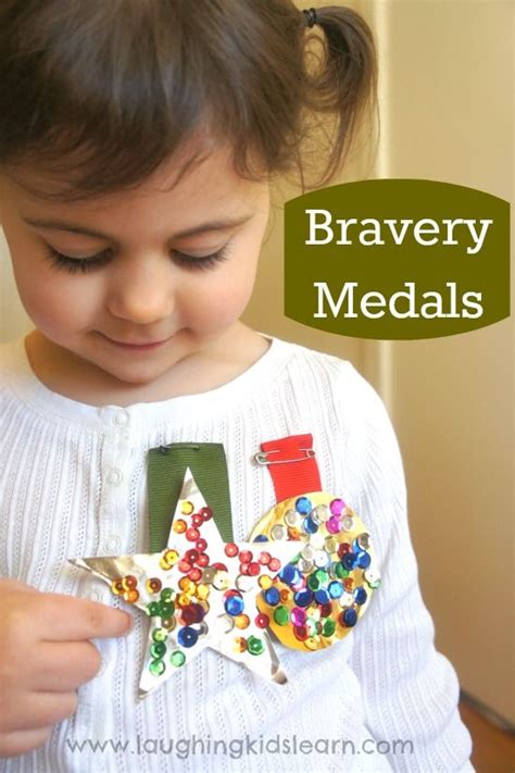 Bravery Medal Craft For Kids Laughing Kids Learn Poppy Craft For