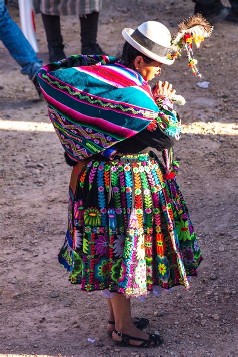 Photo Gallery Cholitas The Indigenous Women Of Bolivia Tales From The Lens