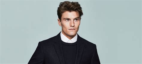 Whether you are more into sophisticated braided bun hairstyles, intricate knots or quick casual updos, you have multiple choices in each category. The Best Medium-Length Hairstyles For Men 2021 | FashionBeans