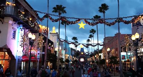 How To Celebrate Christmas At Disneys Hollywood Studios The Tim Tracker