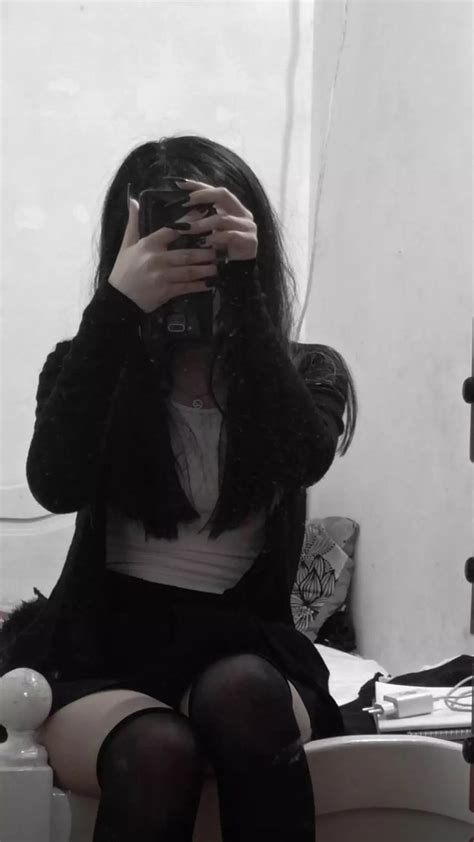 Fake Girl Goth Grunge Egirl Goth Girl Dark Meia Cal A De Egirl Selfie Alt Selfie Fake