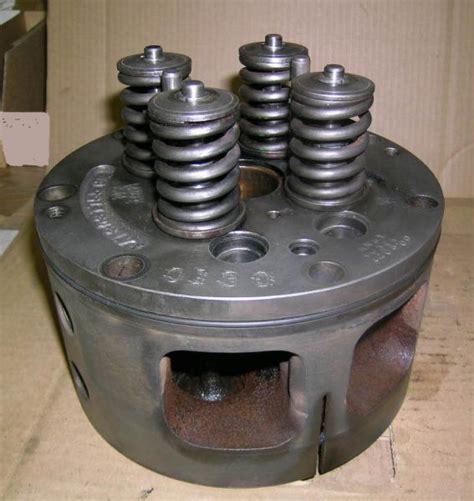 Detroit Diesel 149 Series Cylinder Heads Used