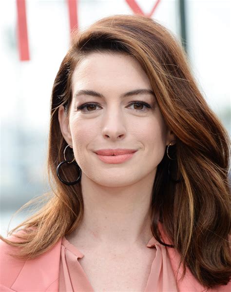 Anne Hathaway Serenity Photo Call In Marina Del Rey