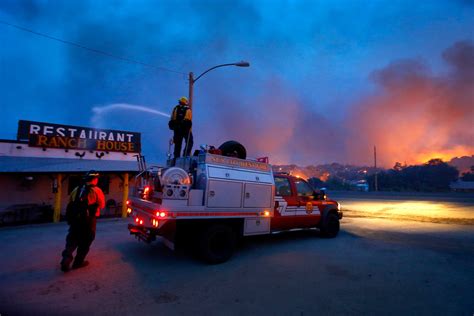 Fast Moving Blaze Kills 19 Firefighters In Central Arizona The New