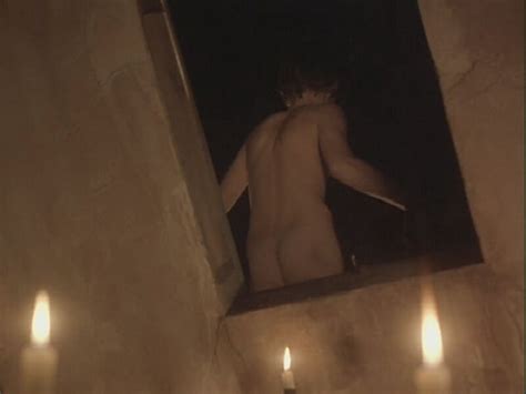 Leonardo DiCaprio Posing In A Underwear Naked Male Celebrities