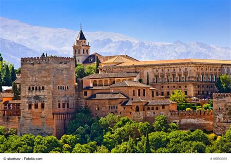 Eşsiz güzellikler ve ayrıcalıklar ile dolu türkiye'mizin turizm başkenti olmaya hak kazanmış antalya ilinde okurcalar ve. Granada, Spain: Visit Spain's Moorish And Christian History