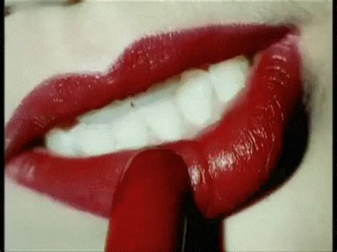 Red Lips Love Find Share On Giphy