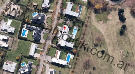 Vas a tener que ir moderando un poco tus formas te digo, eh. En su DDJJ, la esposa de "Pepe" Albistur omitió una mansión de 35 millones de pesos