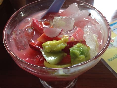 This application contains a collection of recipes full cincau that provides a collection of recipes that are very complete. 4 Indonesian Desserts Served with Shaved Ice | Indoindians