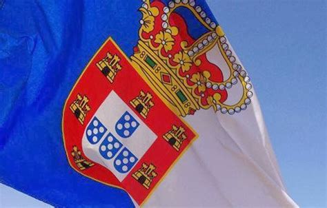 Download imagens bandeira de portugal, europa, portugal, seda, bandeira de portugal besthqwallpapers.com. Manuel Beninger: 1º Dezembro - Hastear da bandeira da ...
