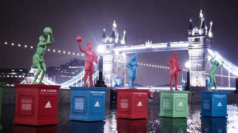 Las Estatuas De Adidas En Londres Dedicadas A Mujeres Inspiradoras