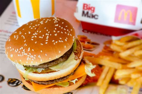 The company has a wide variety of menu options, and everything is under 500 if you live in philadelphia, austin, houston, or dallas (where they have snap kitchen locations), you are eligible for pickup or local delivery. McDonald's Closing: Why 200 Store Locations Are ...