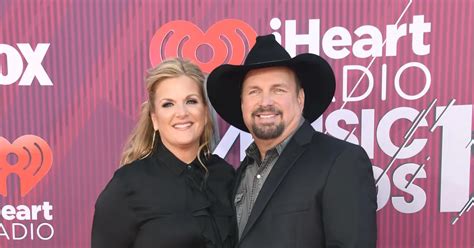 Country Musics Power Couple Trisha Yearwood And Garth Brooks