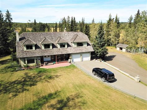 Large Private Country Estate 100 Mile House Bc Landquest Realty