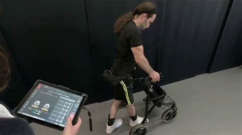 Tres Personas Con Paraplejia Vuelven A Andar Gracias A Un Implante De Electrodos