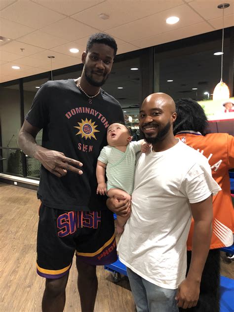 Latest on phoenix suns center deandre ayton including news, stats, videos, highlights and more on espn. Deandre Ayton loves the kids!! Thanks D.A.! : suns