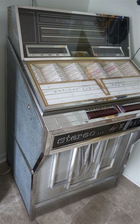 1960s Wurlitzer Model 2810 Jukebox Ebth