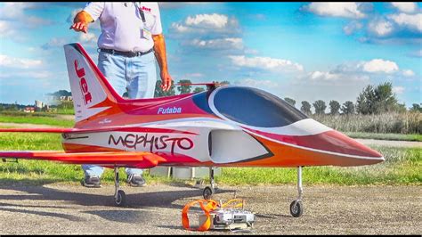 Incredible Aerobatics Carf Mephisto V2 Rc Turbine Jet Demo Flight Youtube