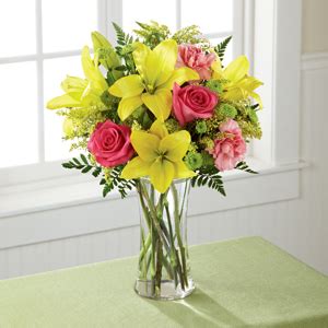 Towers flowers smithtown boulevard nesconset ny. Towers Flowers The FTD® Bright & Beautiful™ Bouquet ...