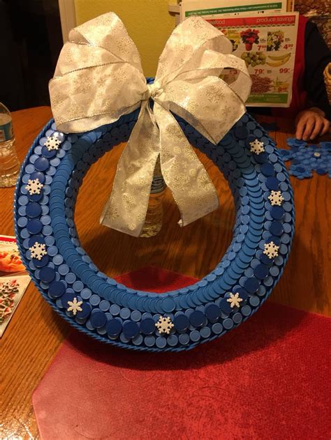 Christmas Wreath Made Of Medication Caps Bottle Cap Crafts