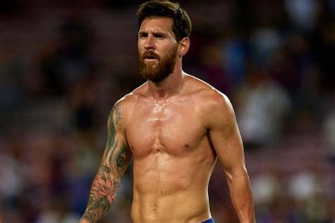 O Messi εμπνέεται από την σπουδαία καριέρα του Muhammad Ali
