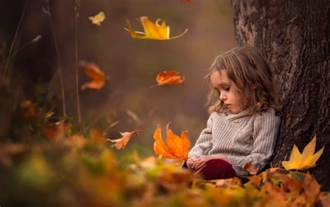 Sad Girl Autumn Leaves Wallpapers