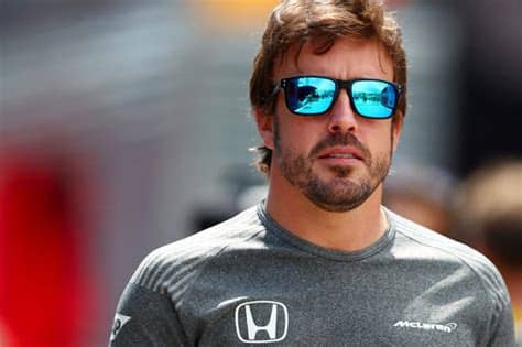 Bienvenido a la web oficial de fernando alonso. Fernando Alonso leaves Spanish Grand Prix practice to play ...