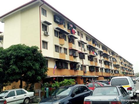 The station, which began operations on 16 december, 1996, is served by the rapidkl ampang line between the maluri lrt station (ag3) and the pandan indah lrt station (ag5). Pangsapuri Inai, Next to LRT Pandan Indah | Apartments for ...